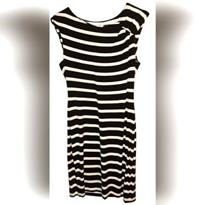 🌺🪻🌷Calvin Klein Black and White Stripe Midi🪻🌺🌷